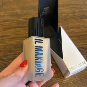 IL MAKIAGE Woke Up Like This Flawless Base Foundation Cream light fair #60, 30ml